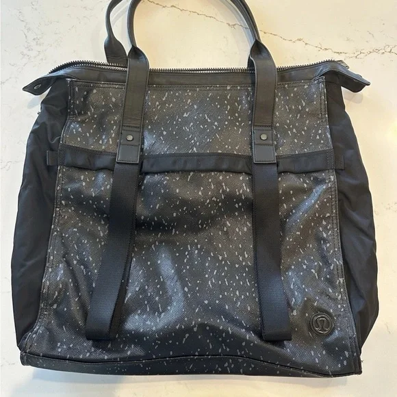 Lululemon Follow Your Bliss Black Tote Bag with Yoga Mat Holder - Picture 2 of 8